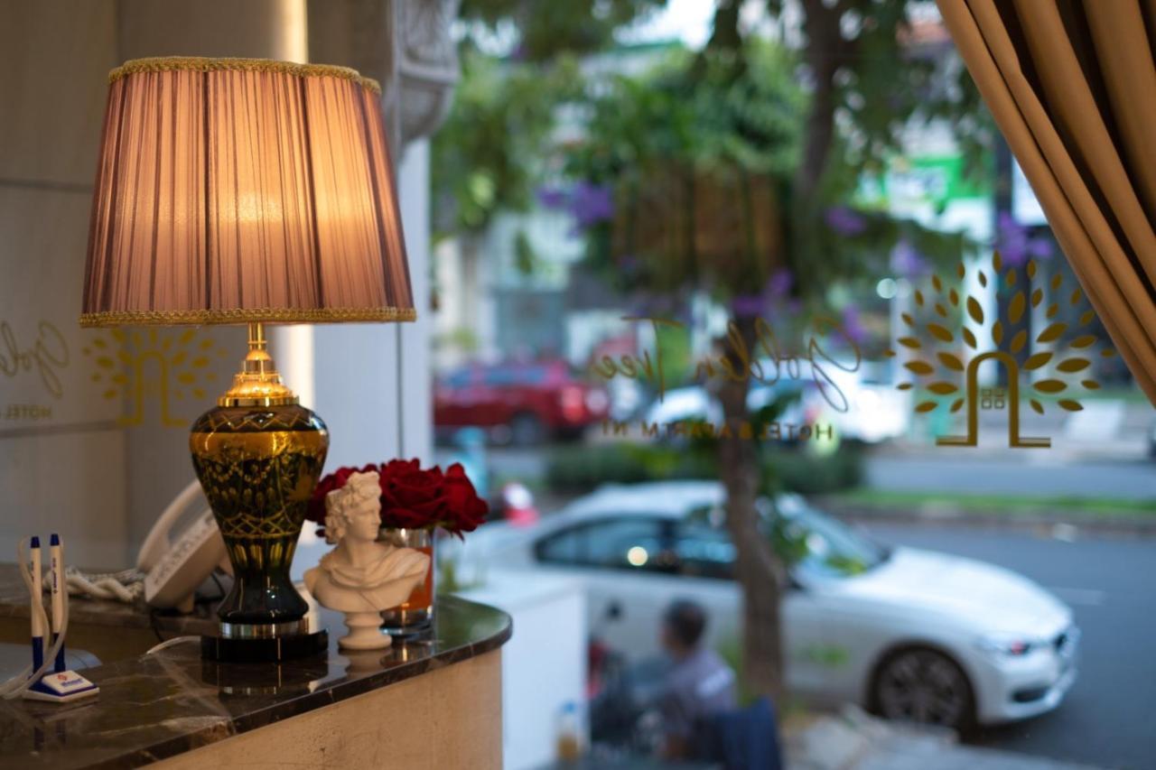 Golden Tree Hotel & Apartment Хошимин Экстерьер фото