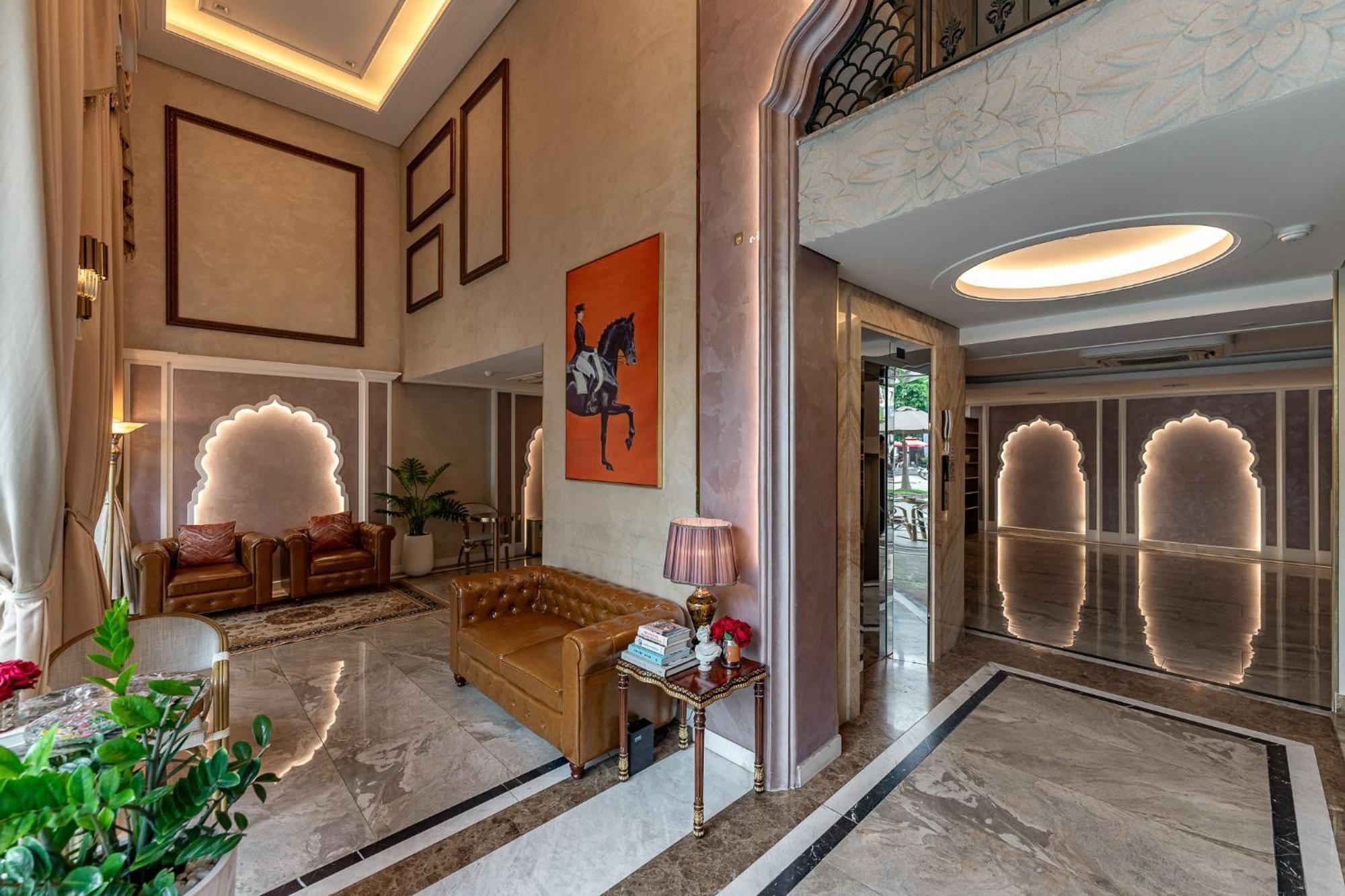Golden Tree Hotel & Apartment Хошимин Экстерьер фото