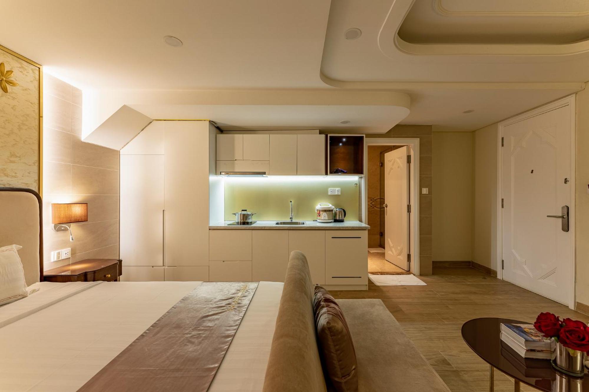 Golden Tree Hotel & Apartment Хошимин Номер фото